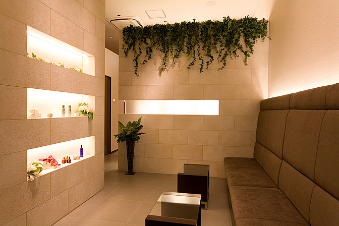 西宮ガーデンズ3階 美と癒しのブリリアンデイスパ